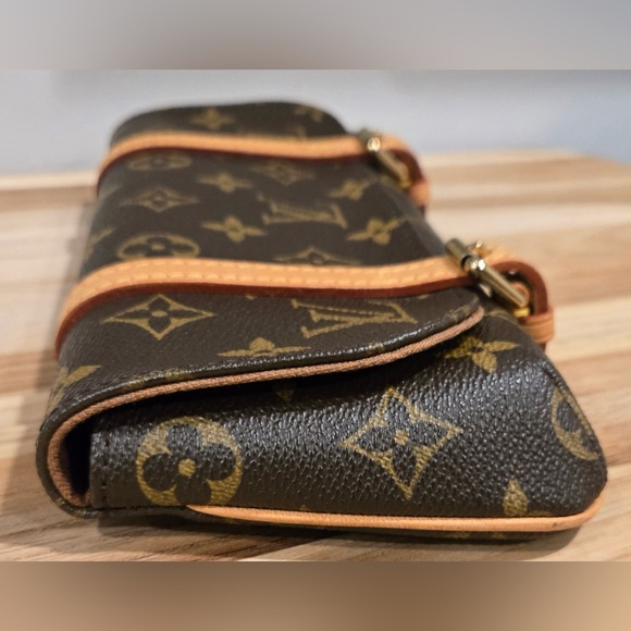 LOUIS VUITTON Pochette Marelle PM Monogram Belt Bag - COA INCLUDED! - Picture 11 of 16